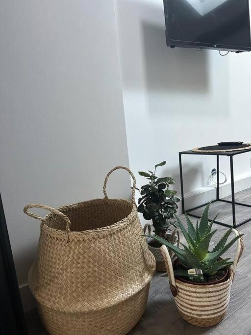 Appartement Plein De Charme Coignières Extérieur photo
